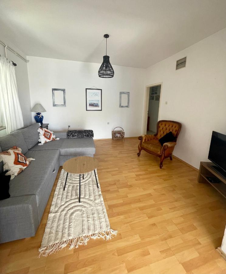Mare I Kate Apartmani Tribalj Zewnętrze zdjęcie